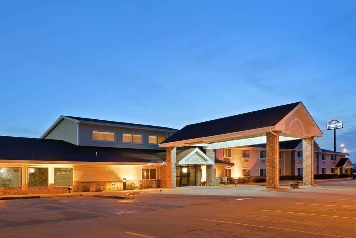 Americinn By Wyndham Iron River Exteriör bild